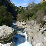 Du Caroux